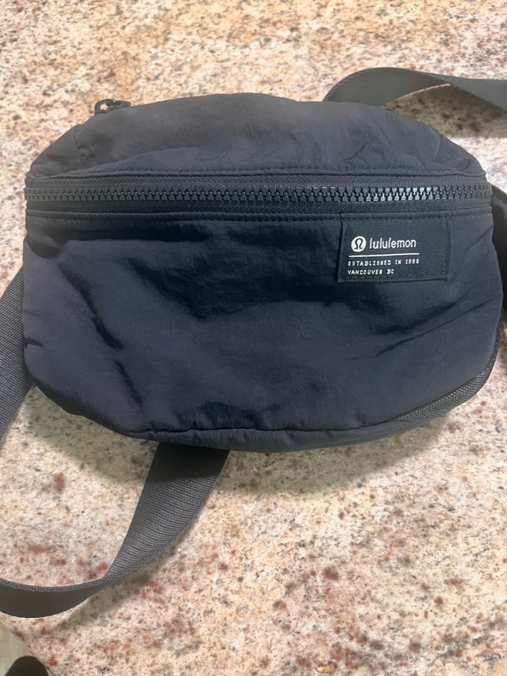 lululemon athletica Black Crossbody Belt Bag - Picture 6 of 11